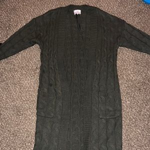 Dark green cardigan in a large from Pink Rose. With pockets!